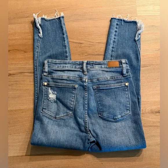 Judy Blue Distressed Women's Jeans size 5/27 - Picture 4 of 6
